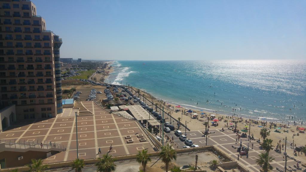 Marom Apartments Hof Hacarmel Haifa Esterno foto