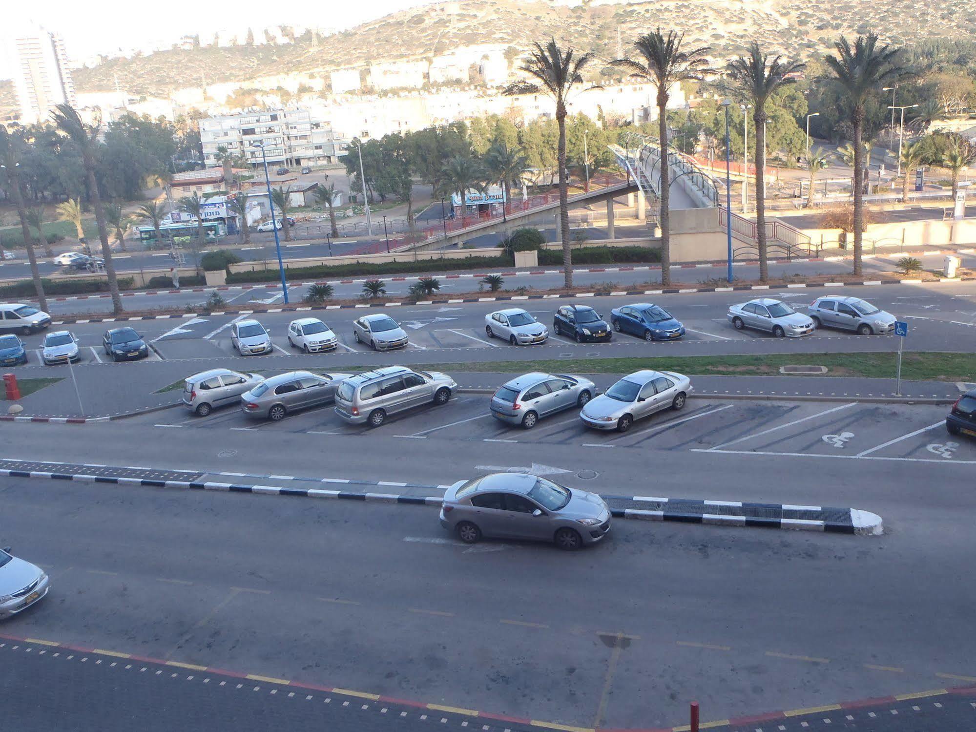 Marom Apartments Hof Hacarmel Haifa Esterno foto